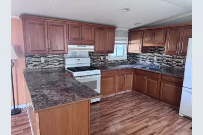 43 Mobile Drive, Hudson, NH 03051 - Photo 4