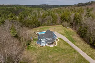 145 Horizon Dr, Goffstown, NH 03045 - Photo 2