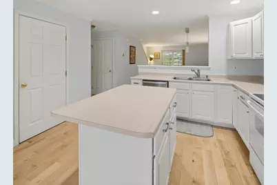 88 Chelsea Place, Williston, VT 05495 - Photo 4