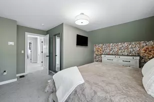 50 Clover Ln, Londonderry, NH 03053 - Photo 12