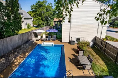 15 Lindstrom Lane, Manchester, NH 03104 - Photo 6