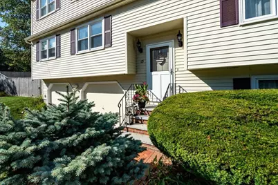 15 Lindstrom Lane, Manchester, NH 03104 - Photo 2