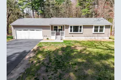7 Ermer Road, Derry, NH 03038 - Photo 4