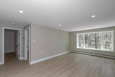 7 Ermer Road, Derry, NH 03038 - Photo 14