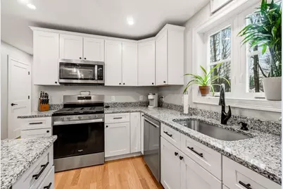 10 Coleman Street, Rochester, NH 03867 - Photo 14