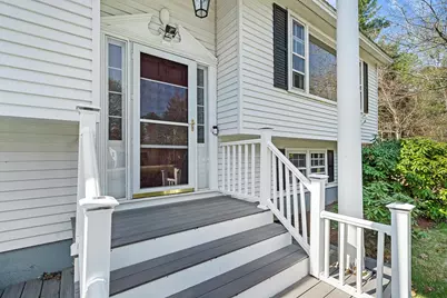 6 Happy Lane, Londonderry, NH 03053 - Photo 2