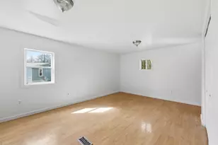 211 Emerald Dr, Barrington, NH 03825 - Photo 12