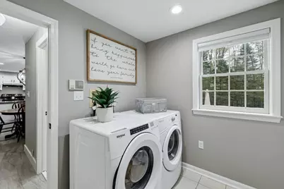 98 Hitching Post Lane, Bedford, NH 03110 - Photo 16