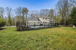 98 Hitching Post Ln, Bedford, NH 03110 - Photo 34