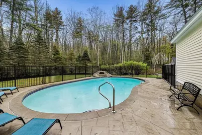 98 Hitching Post Lane, Bedford, NH 03110 - Photo 32