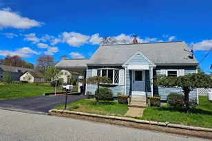 8 Foch St, Manchester, NH 03102 - Photo 1