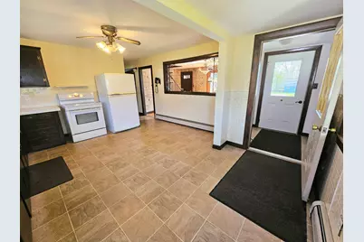 8 Foch Street, Goffstown, NH 03045 - Photo 6
