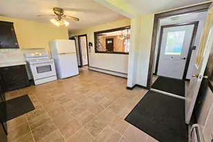 8 Foch St, Goffstown, NH 03045 - Photo 6