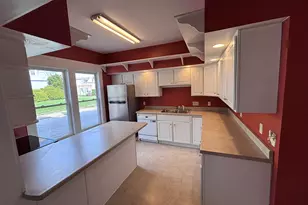 197 Emery St, Berlin, NH 03570 - Photo 6