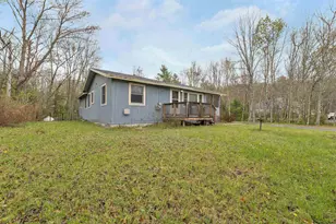 41 Franklin Pierce Dr, Webster, NH 03303 - Photo 2