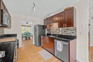 21 Villager Rd, Chester, NH 03036 - Photo 8