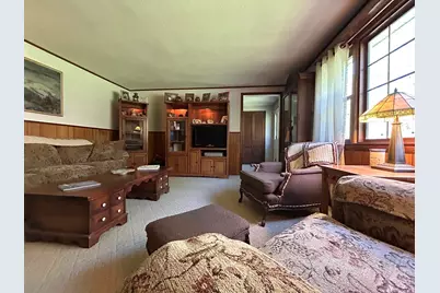 421 Pleasant Street, Franklin, NH 03235 - Photo 20