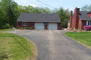 421 Pleasant St, Franklin, NH 03235 - Photo 2