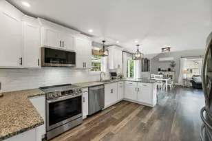 110 Kennybeck Ct, New Ipswich, NH 03071 - Photo 2