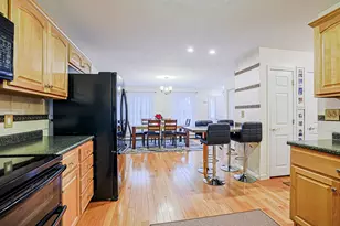 68 Waterford Dr, Sandown, NH 03873 - Photo 6