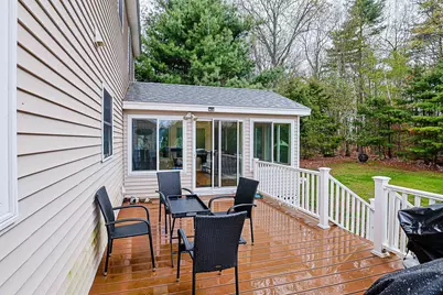 68 Waterford Drive, Sandown, NH 03873 - Photo 34