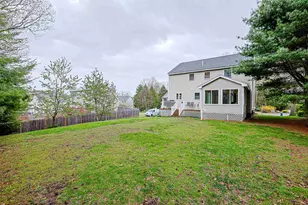 68 Waterford Dr, Sandown, NH 03873 - Photo 32