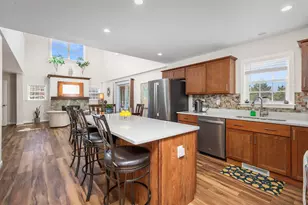 216 Mountain Dr, Gilford, NH 03249 - Photo 6