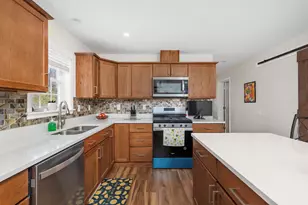 216 Mountain Dr, Gilford, NH 03249 - Photo 8