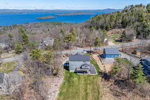 216 Mountain Dr, Gilford, NH 03249 - Photo 4