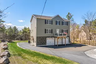 216 Mountain Dr, Gilford, NH 03249 - Photo 2