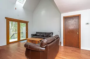 64 Glengarry Dr, Stratham, NH 03885 - Photo 8