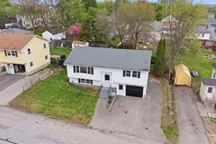 60 Rosedale Ave, Manchester, NH 03103 - Photo 6