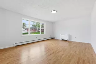 60 Rosedale Ave, Manchester, NH 03103 - Photo 12