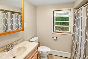 15 Lincoln St, Pelham, NH 03076 - Photo 30