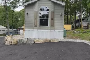 9 Sargents Pl, Gilford, NH 03249 - Photo 4