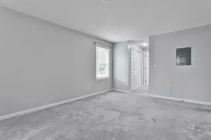 6 Mayfair Ln, Nashua, NH 03063 - Photo 20