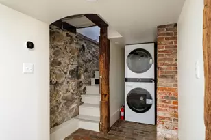 114 Mechanic St, Portsmouth, NH 03801 - Photo 44