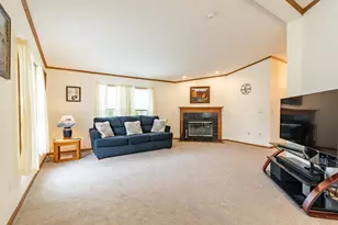 40 Ivy Ln, Farmington, NH 03835 - Photo 2
