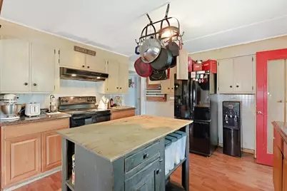215 Orchard Street, Pownal, VT 05261 - Photo 6