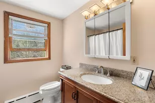 11 Jennifer Ln, Weare, NH 03281 - Photo 20