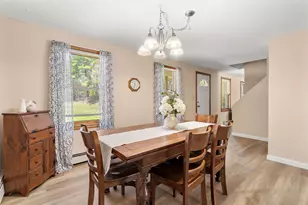 11 Jennifer Ln, Weare, NH 03281 - Photo 6