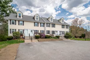 12 Wyndmere Dr, Londonderry, NH 03053 - Photo 2