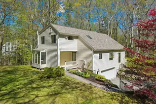 143 Harper Ridge Rd, Hampstead, NH 03826 - Photo 2