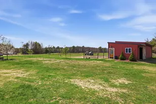 557 S Barnstead Rd, Barnstead, NH 03225 - Photo 12