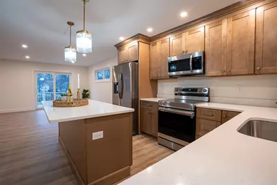 106 Lock Street #B, Nashua, NH 03064 - Photo 4