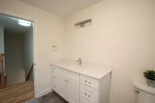 106 Lock St, Nashua, NH 03064 - Photo 14