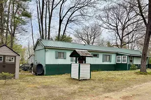 23 Liscomb Cir, Gilford, NH 03249 - Photo 1