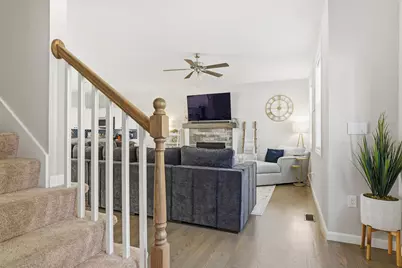 119 Westwood Drive, Nashua, NH 03062 - Photo 2