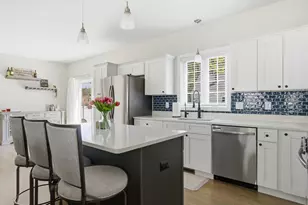 119 Westwood Dr, Nashua, NH 03062 - Photo 10