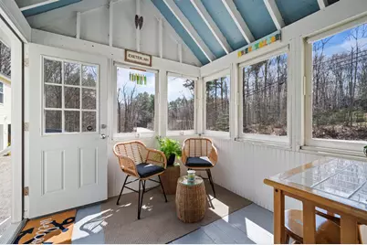 105 Brentwood Road, Exeter, NH 03833 - Photo 4